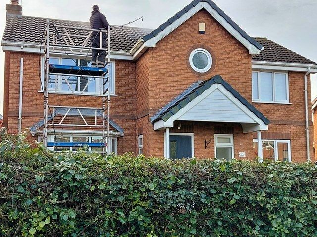 roof-cleaning-38-kireth-ai