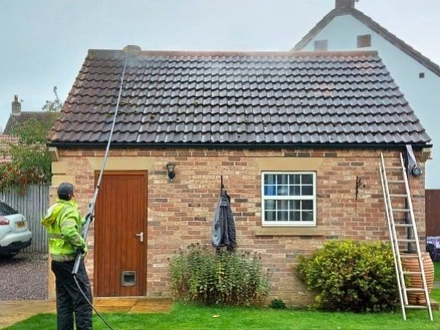 roof-cleaning-40-kireth-ai
