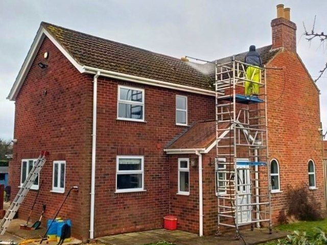 roof-cleaning-15-kireth-ai