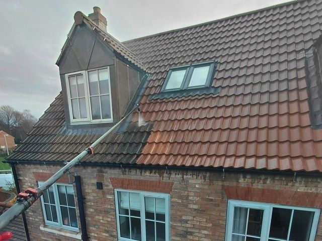 roof-cleaning-34-kireth-ai